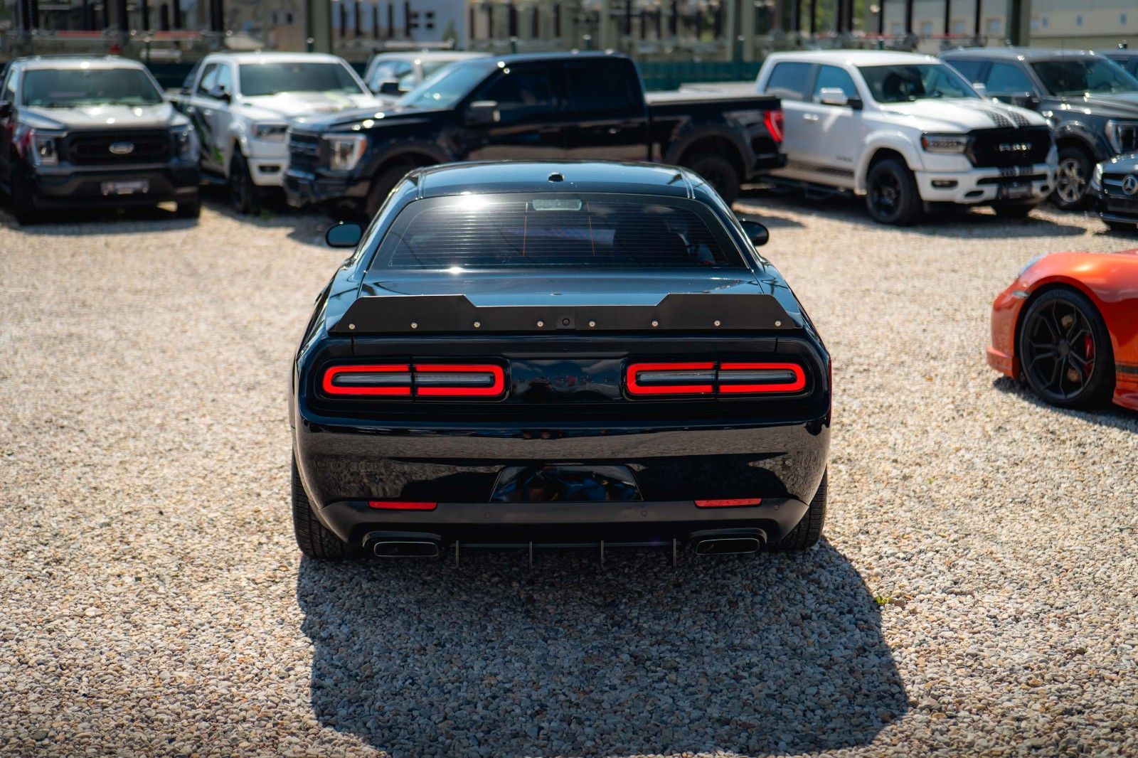 Fahrzeugabbildung Dodge Challenger 5.7 V8 R/T SRT WIDE BODY *LED*19%*