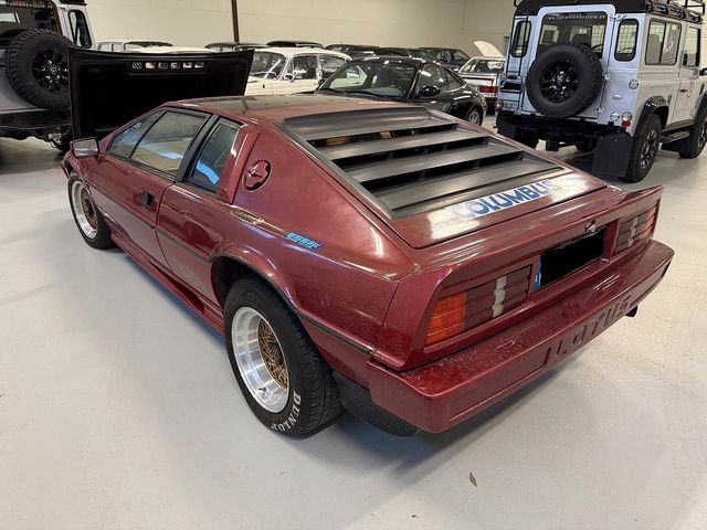 Lotus Esprit Turbo 2.2