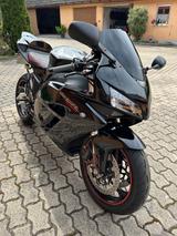Honda CBR 1000 RR Fireblade - HONDA 2004 FIREBLADE
