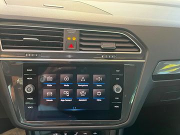 Volkswagen Tiguan - 6