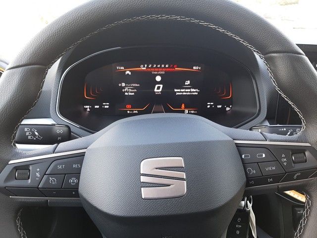 Fahrzeugabbildung Seat Arona Style 1.0TSI LED SitzHz 18" Klimaaut. 0,99