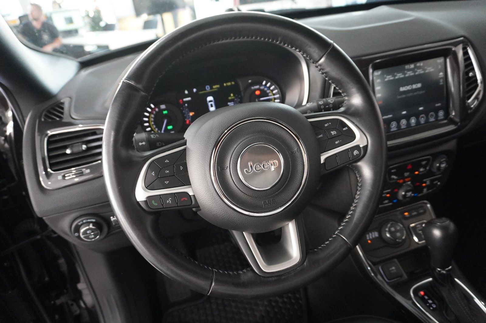 Fahrzeugabbildung Jeep Compass S 1.3T-GDI PHEV AWD SPORT NAVI/SH/KAMERA