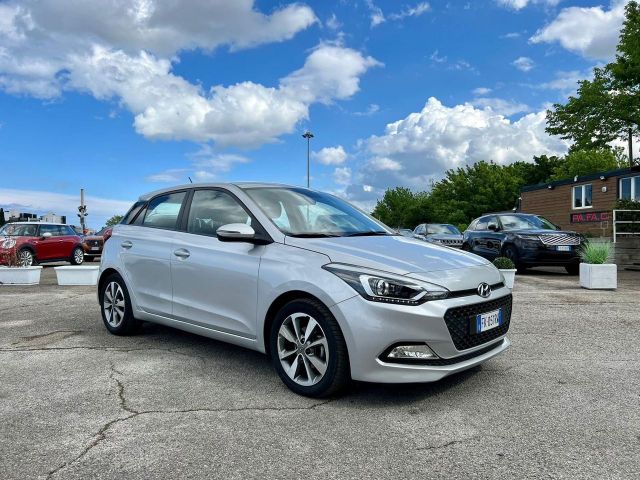 Hyundai i20 1.2 84 CV 5 porte Econext Comfort