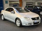 Volkswagen Eos 1.4*LEDER*NAVI*XENON*PDC*ELEKTR.-SITZE* - silberne Volkswagen Eos