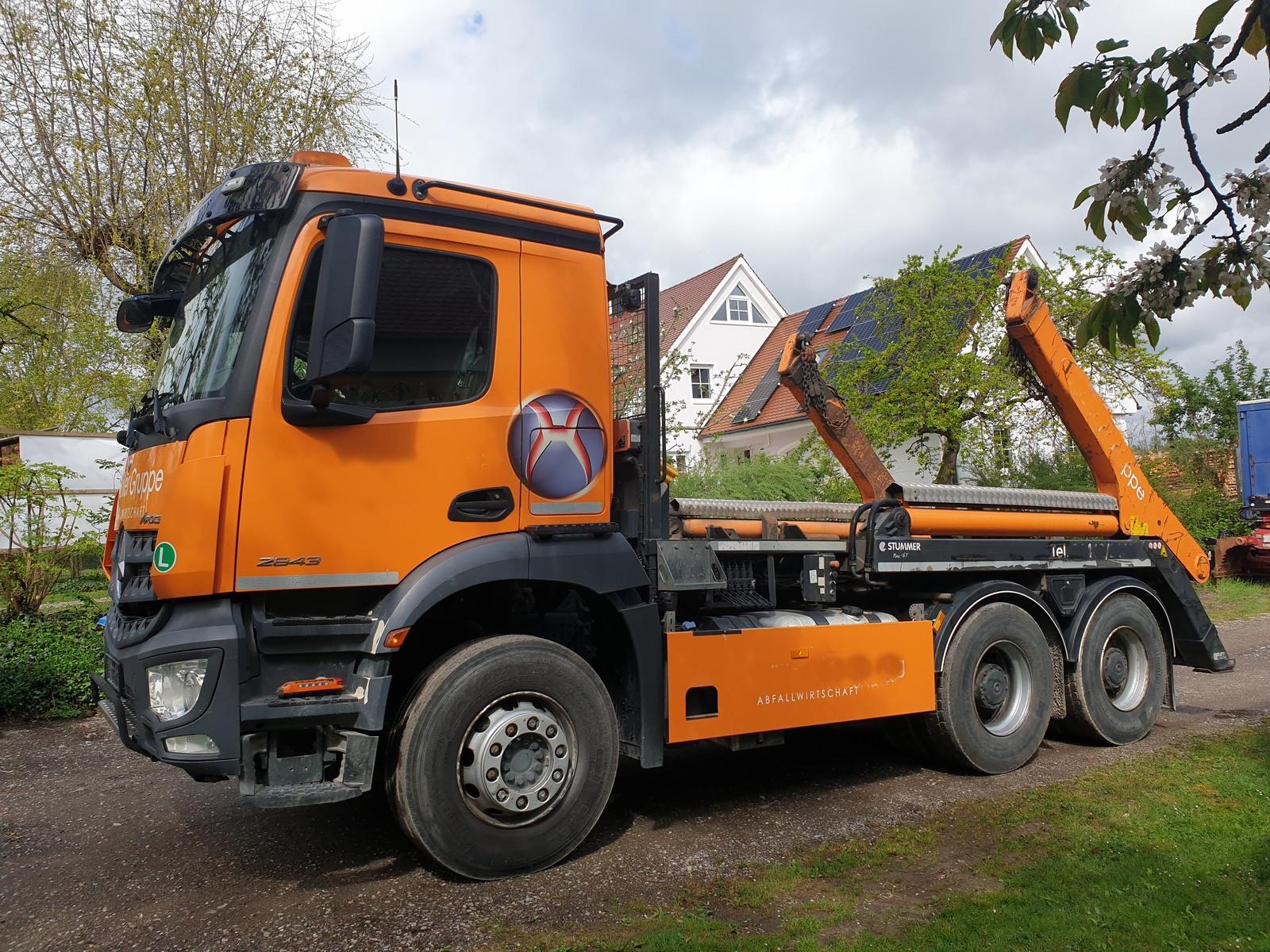 Mercedes-Benz Arocs 2843 6x4 Stummer