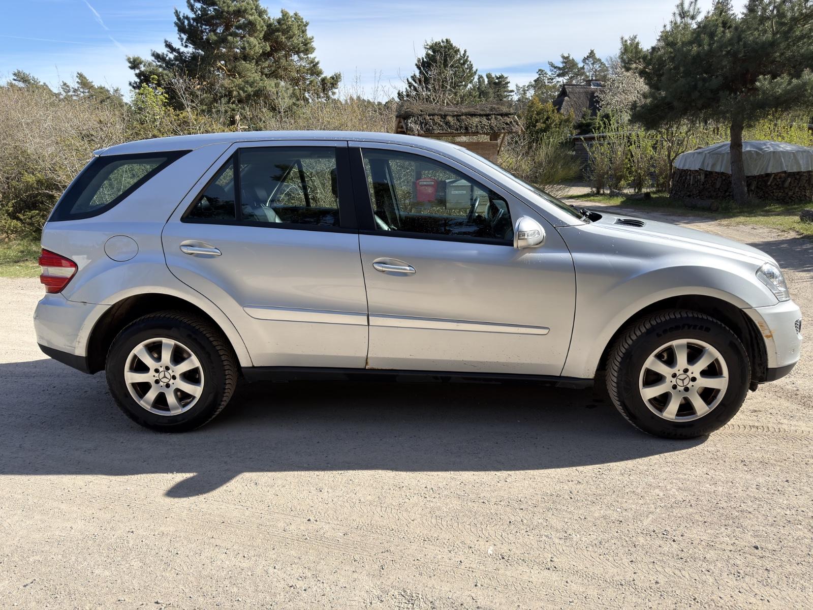 Mercedes-Benz ML280 2006 — photo 8