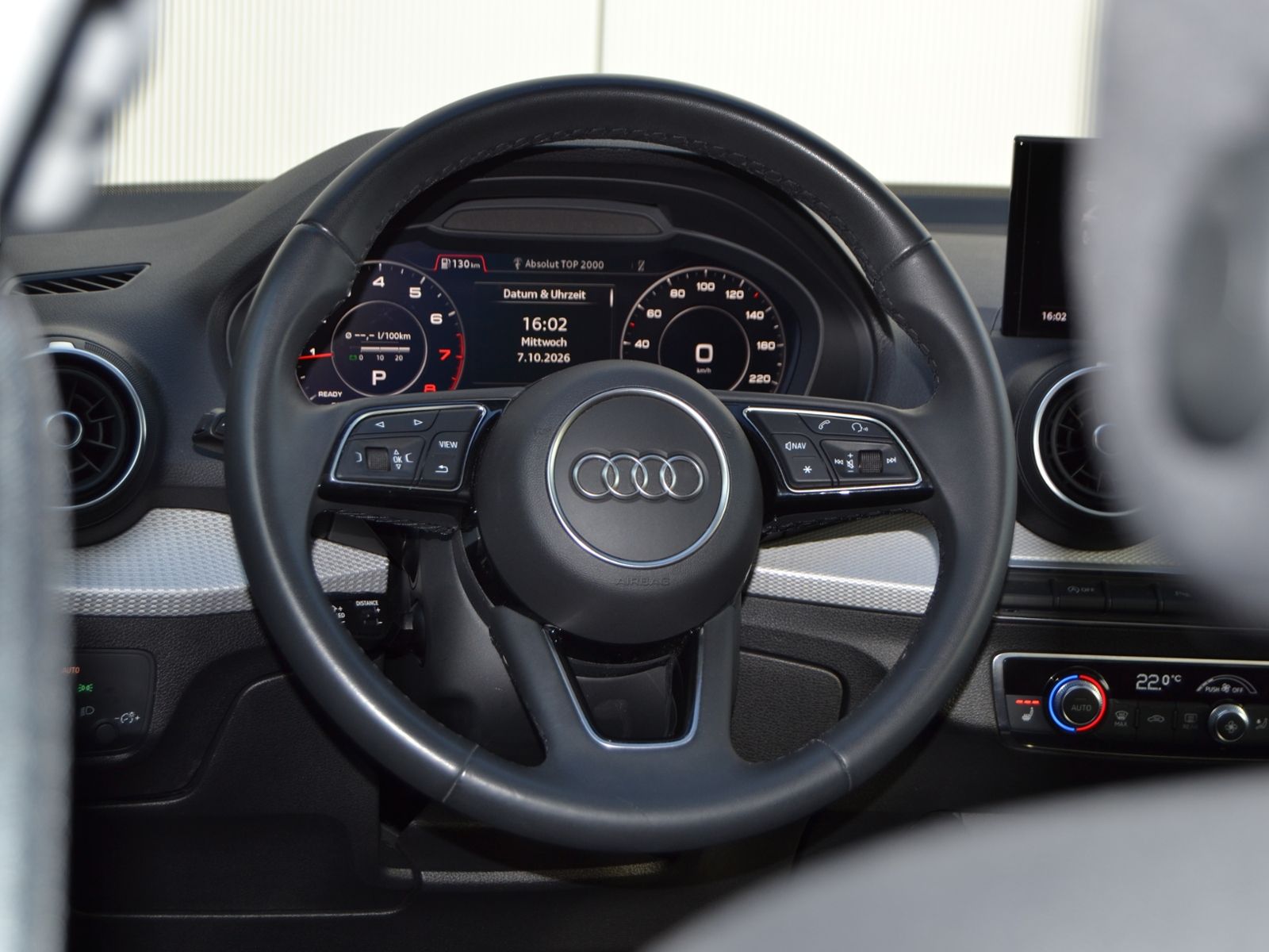 Q2 35 TFSI S-tronic Advanced AHK/MATRIX-LED/RFK/