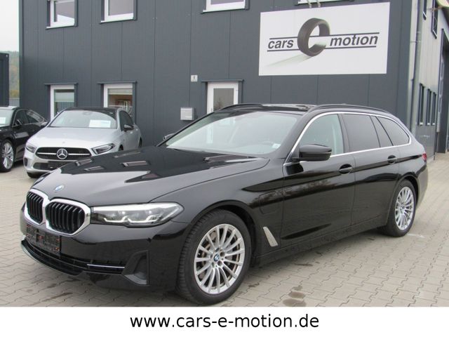 BMW 530 e Touring-*PANO|AHK|LED*