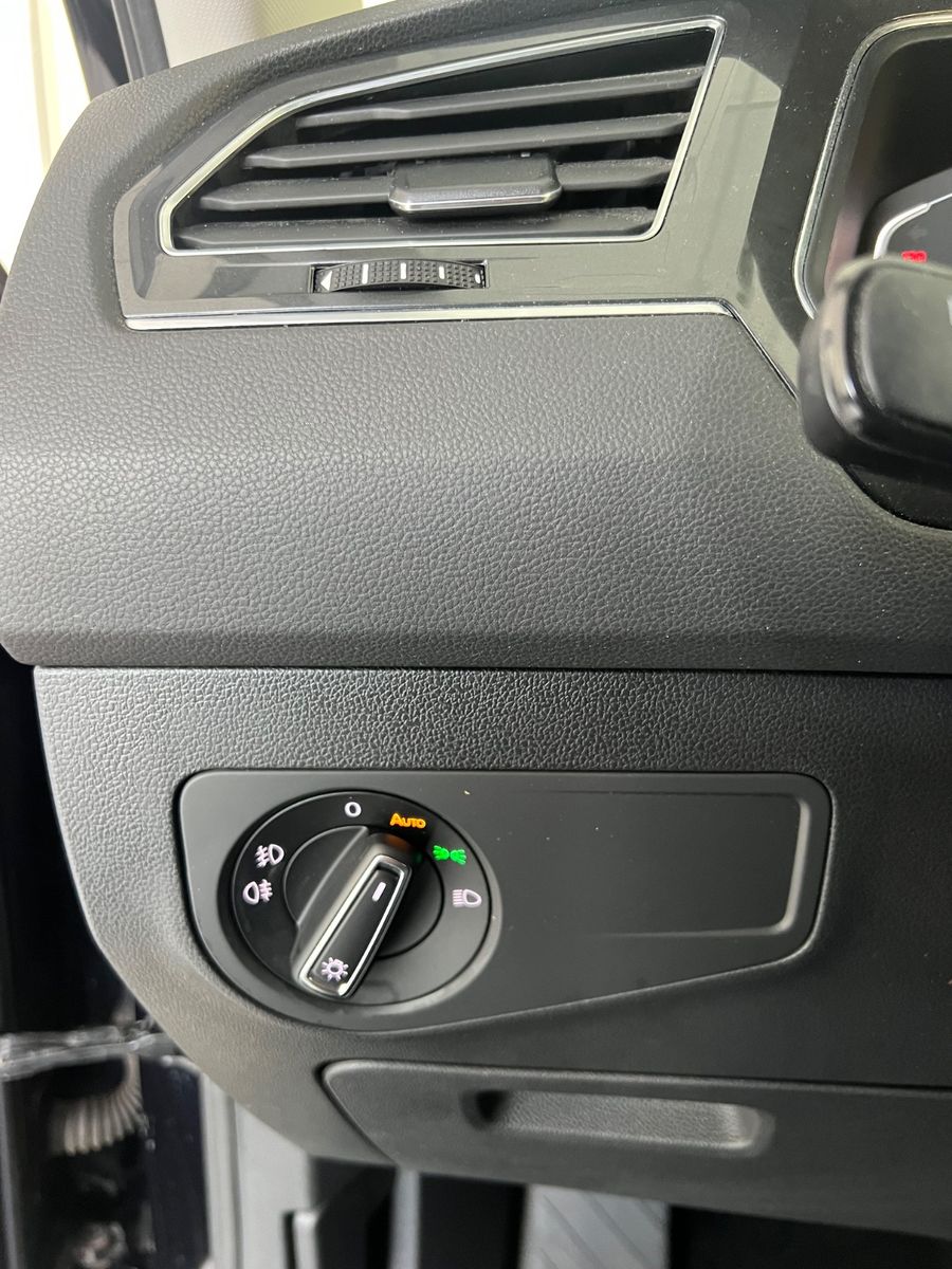 Fahrzeugabbildung Volkswagen Tiguan Allspace 2.0TDI DSG Comfortline 7.SITZER