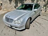 Mercedes-Benz C 200 Kompressor SH-GEPFLEGT TÜV 3.27 ALLE INSP - Mercedes-Benz C 200 aus 2003