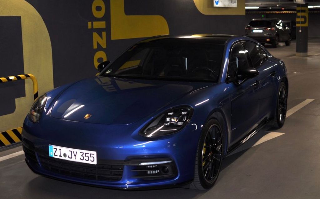 Image of Porsche Panamera