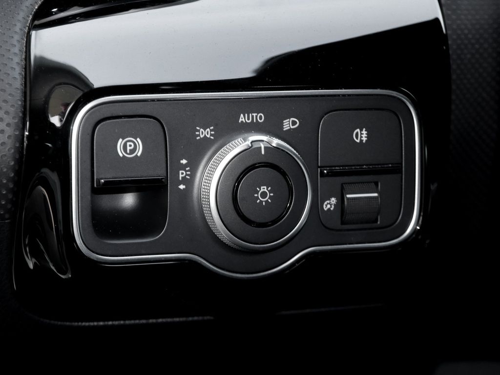 Mercedes-Benz CLA 200 Shooting Brake CLA 200 d 4MATIC Shooting Brake |AMG|DISTR|KEYL