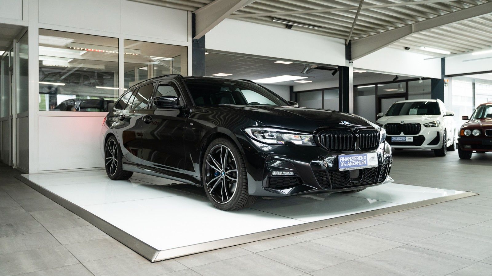 BMW 330d M Sport DriveAProf RückFahrKam ServiceInklu foto 11