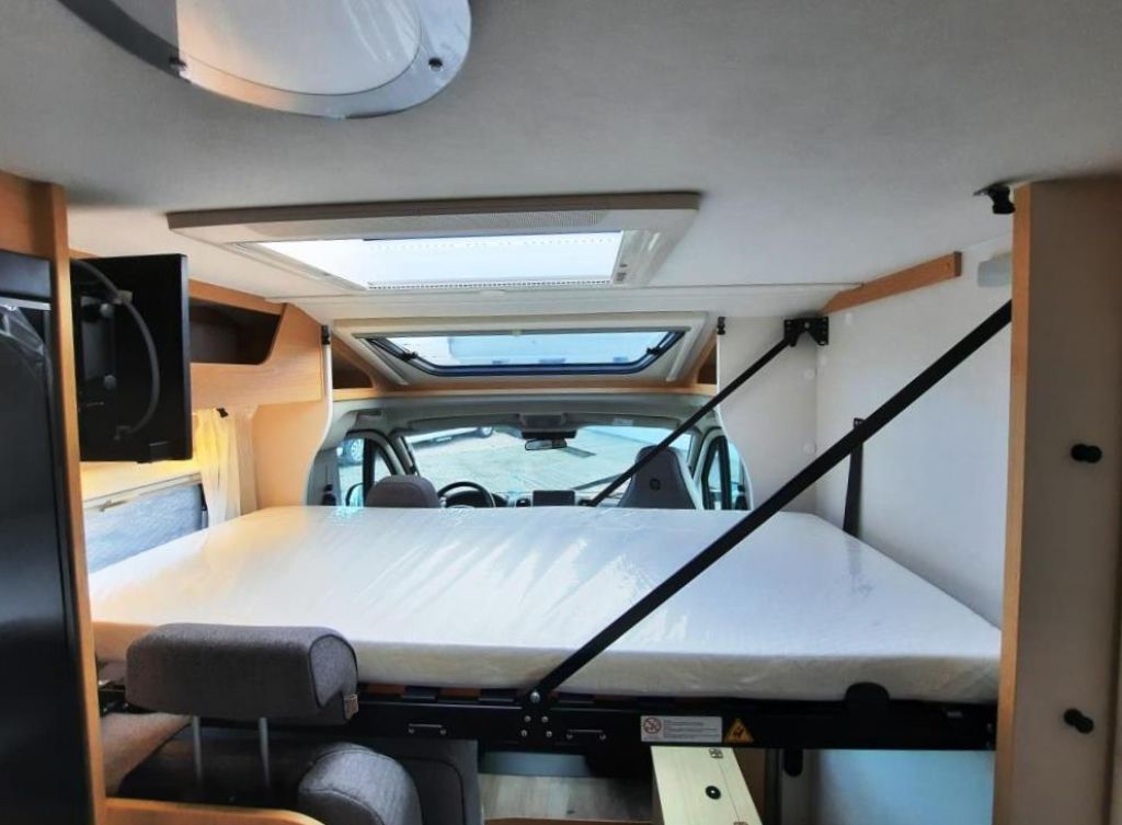 Fahrzeugabbildung Sunlight V 67S ADVENTURE EDITION Verfüg./Sparen Sie 6.038