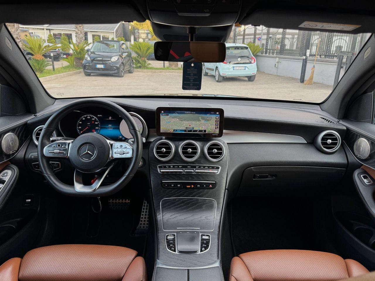Mercedes-Benz GLC 220 d Coupe Premium AMG 4M 194 imagem 2