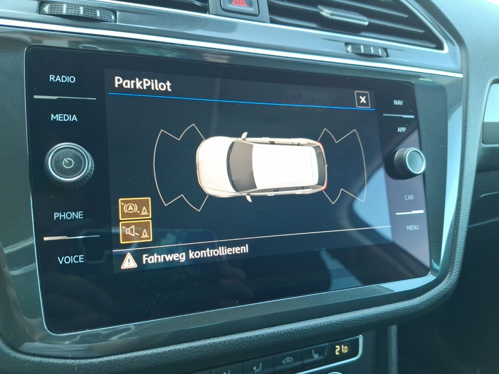 Fahrzeugabbildung Volkswagen Tiguan Join ! ACC ! 1te Hand ! MwSt !