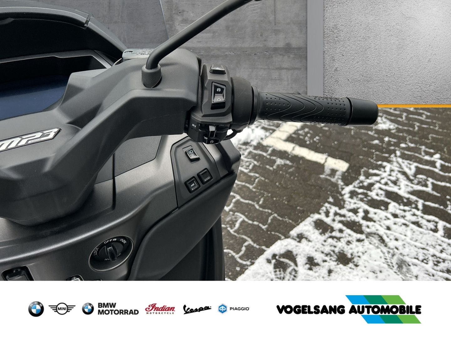 Fahrzeugabbildung Piaggio MP3 400 HPE Sport, Modell 2024, E5, TFT Display,