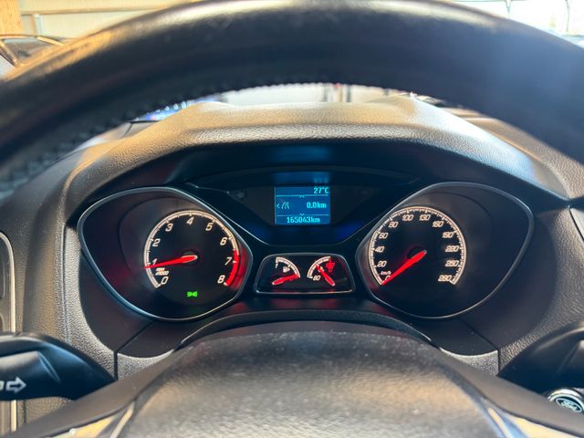 MYAUTOCENTER – Gebraucht- und Jahreswagen mit Werkstattservice in Pfaffenhofen Ford Focus *RECARO*SPORT*SitzHZ*2-ZONEN*TÜV 0127*