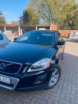 Volvo CX60 D5 Automatik / Allradantrieb - Volvo XC60 mit Diesel-Antrieb: Kombi