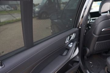 Fahrzeugabbildung BMW X7 M60 i Pano Sky*B&W*Soft Close*Executive Drive