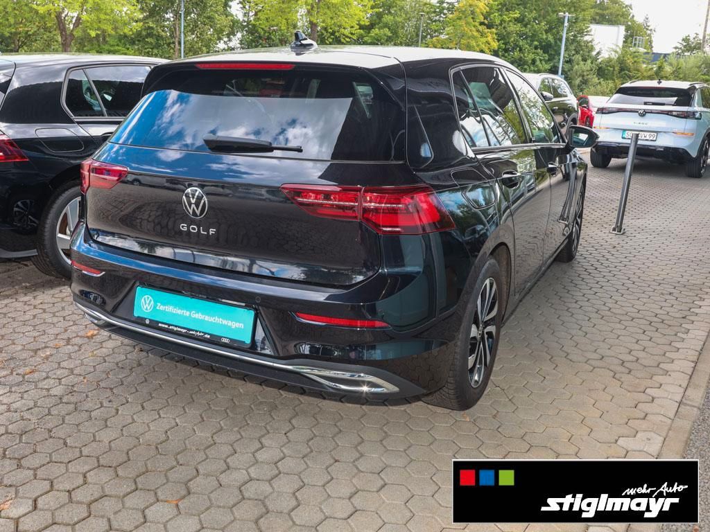 Volkswagen Golf VIII Active 2.0 TDI DSG HUD AHK PANO KAM foto 4