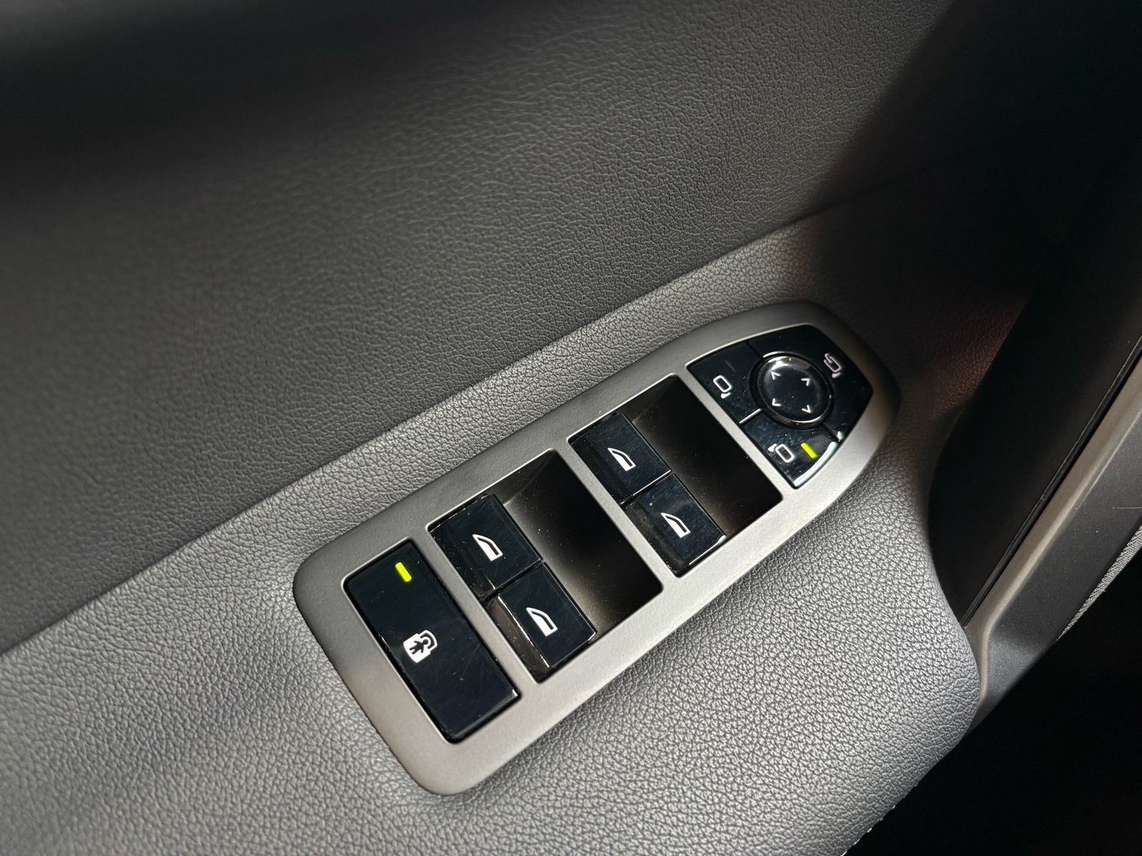 BMW iX - Bild 19