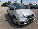 Mercedes-Benz A 150 Benzin*41-Tkm*Automatik*Klima*Scheckheft - Mercedes-Benz A-Klasse: 150