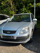 Kia Autos kia Rio 1.6 - gebrauchte Kia Rio aus dem Jahr 2008