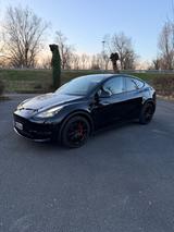 Tesla Model Y Performance Dual Motor AHK 21 Zoll
