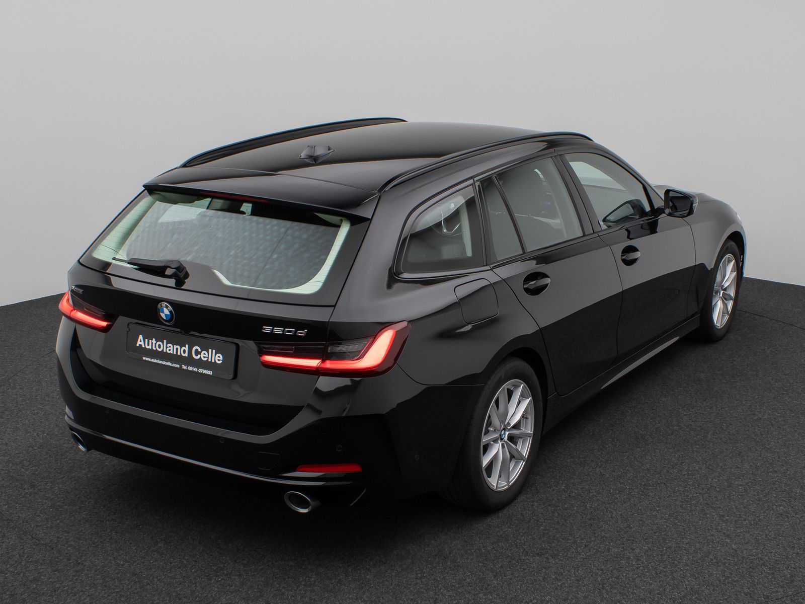 Fahrzeugabbildung BMW 320d xD Kamera HUD DAB CockPitPro Stop&Go AHK