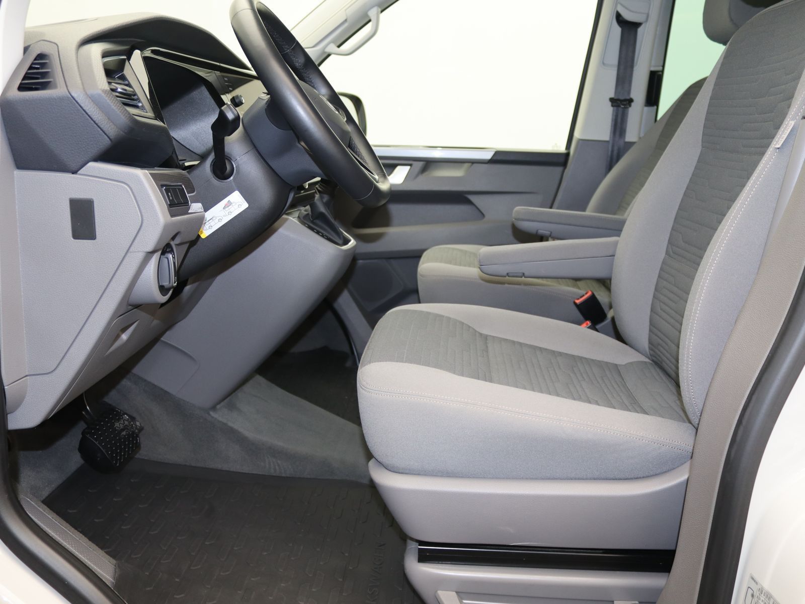Volkswagen T6 California - Bild 14