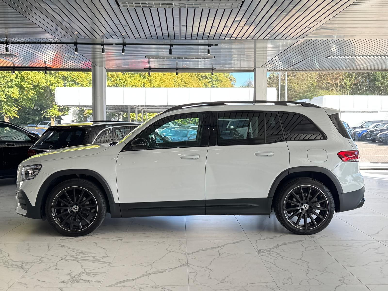 Mercedes-Benz GLB 250 3x AMG MBUX WIDE PANO LED KAM NIGHT 20-Z foto 3