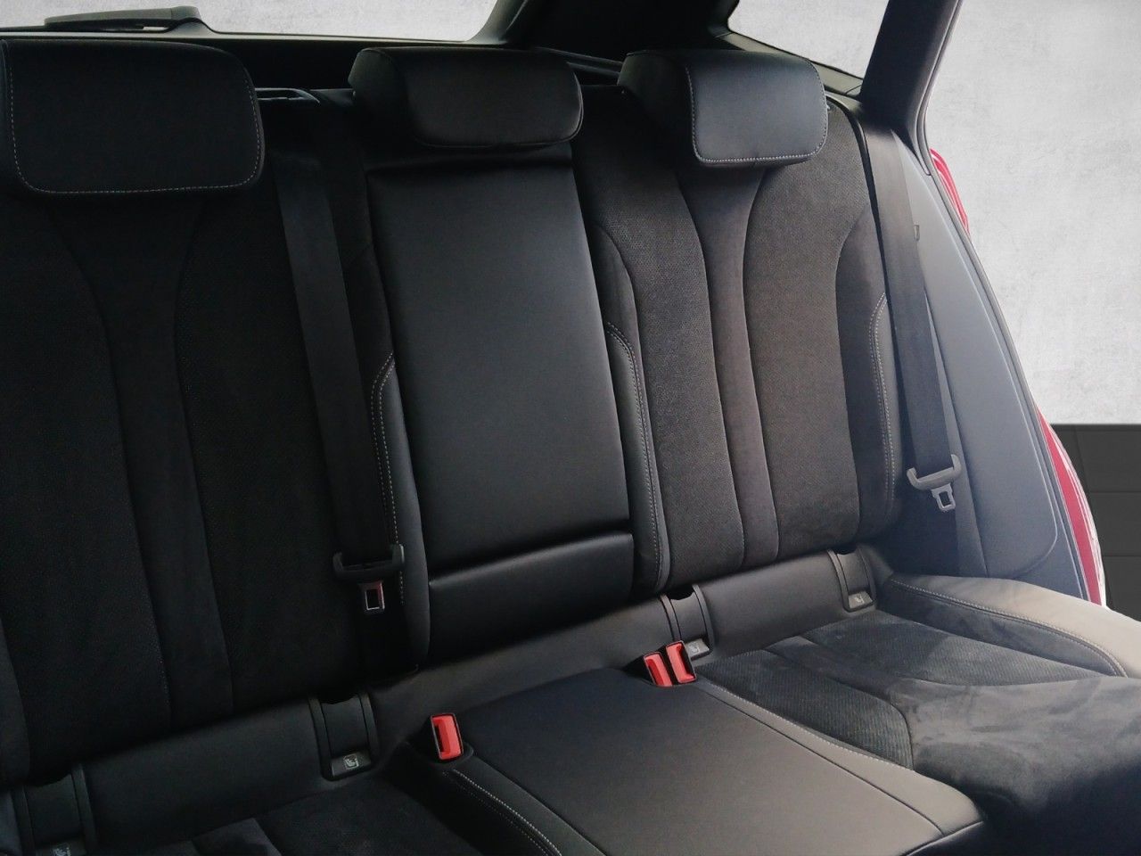 Fahrzeugabbildung SKODA Enyaq 80 Sportline AHK Kamera DCC