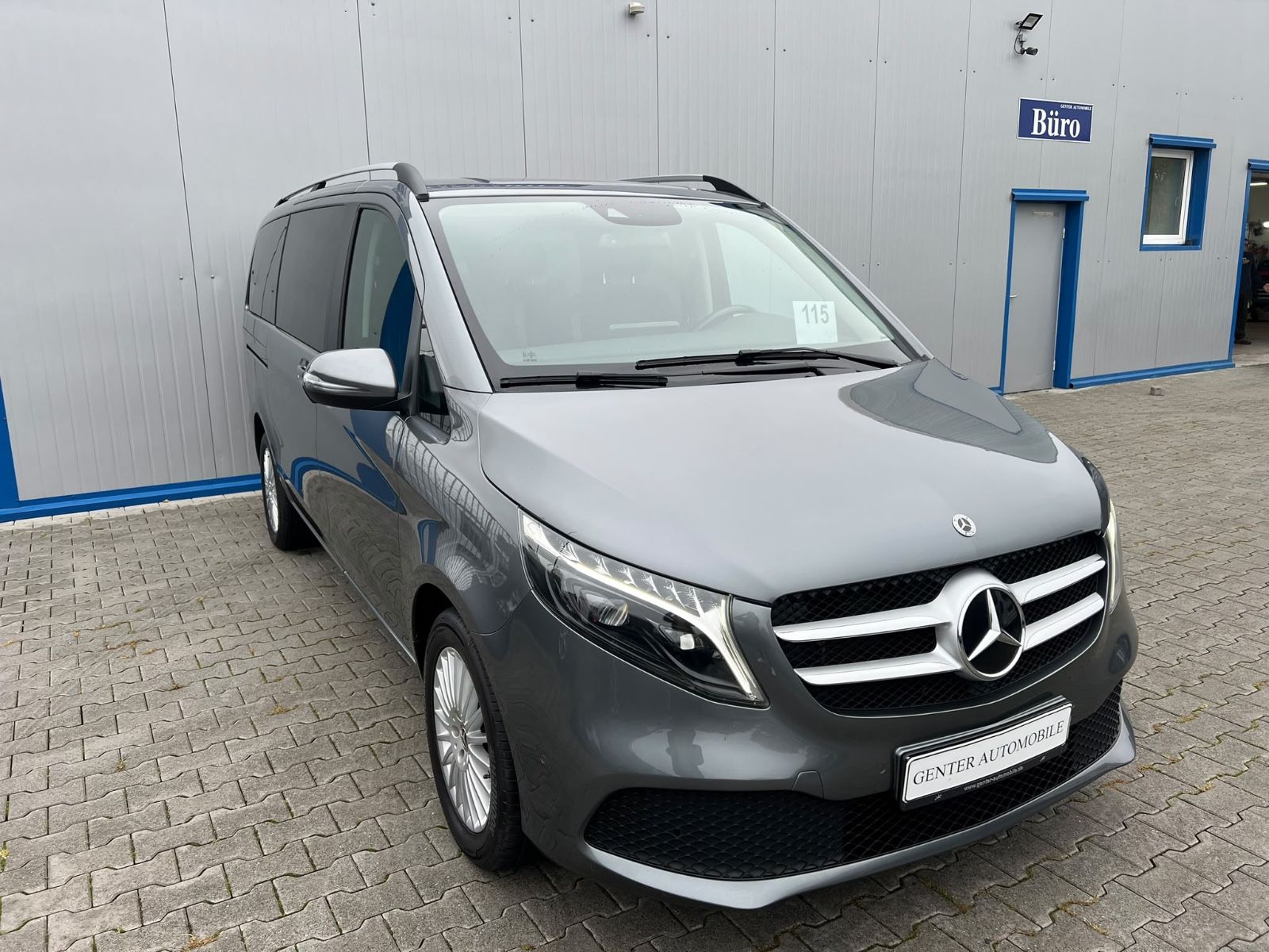 Mercedes-Benz V 250 LANG SPORTPAKET 9G-TR NAVI LED WEBASTO AHK imagem 3
