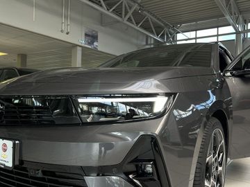 Fotografie 24 des Opel Astra Sports Tourer 1.2 Turbo Automatik Ultimate