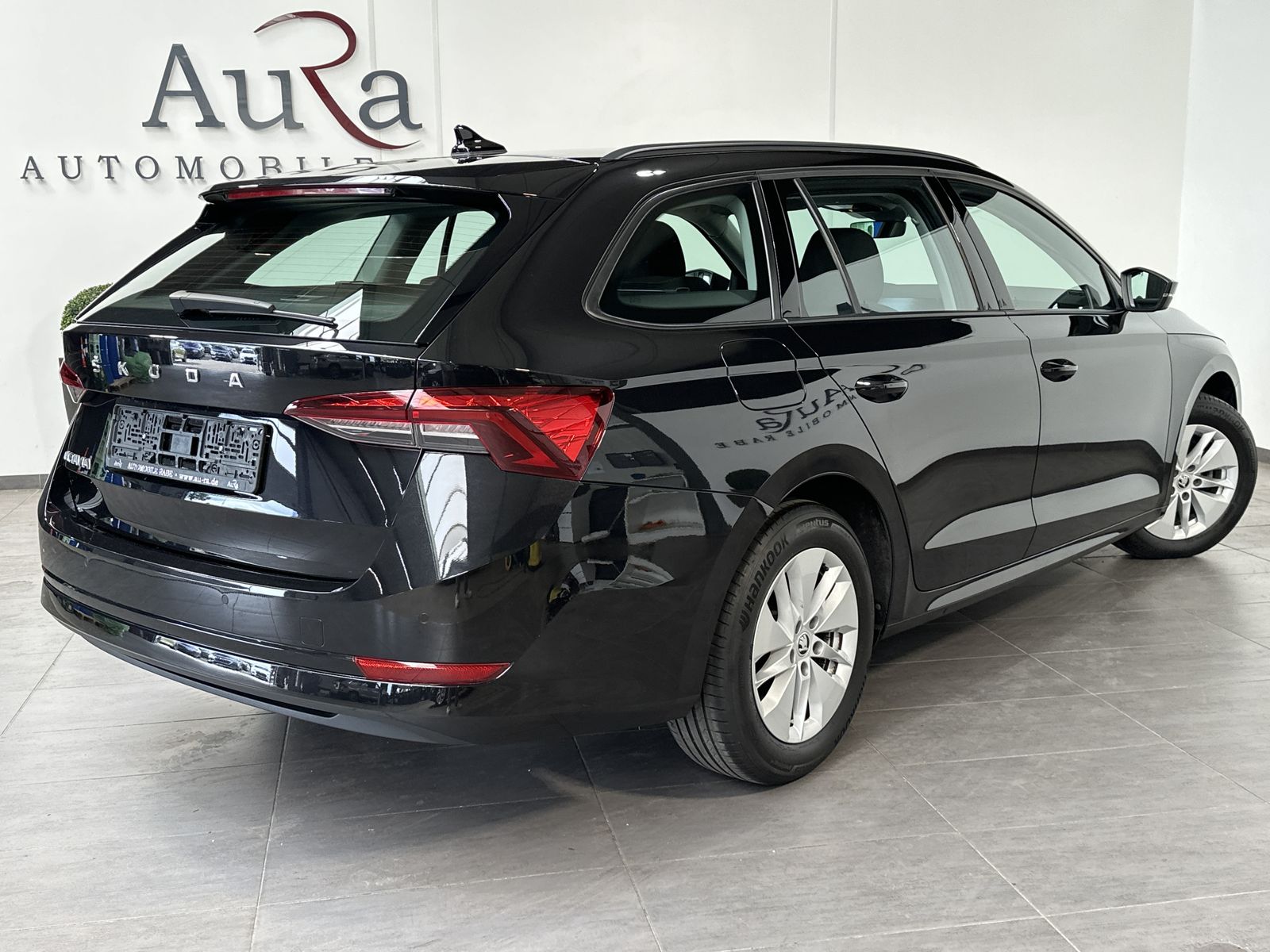 Fahrzeugabbildung SKODA Octavia 2.0 TDI DSG Ambition NAV+LED+VCOCK+LHZG
