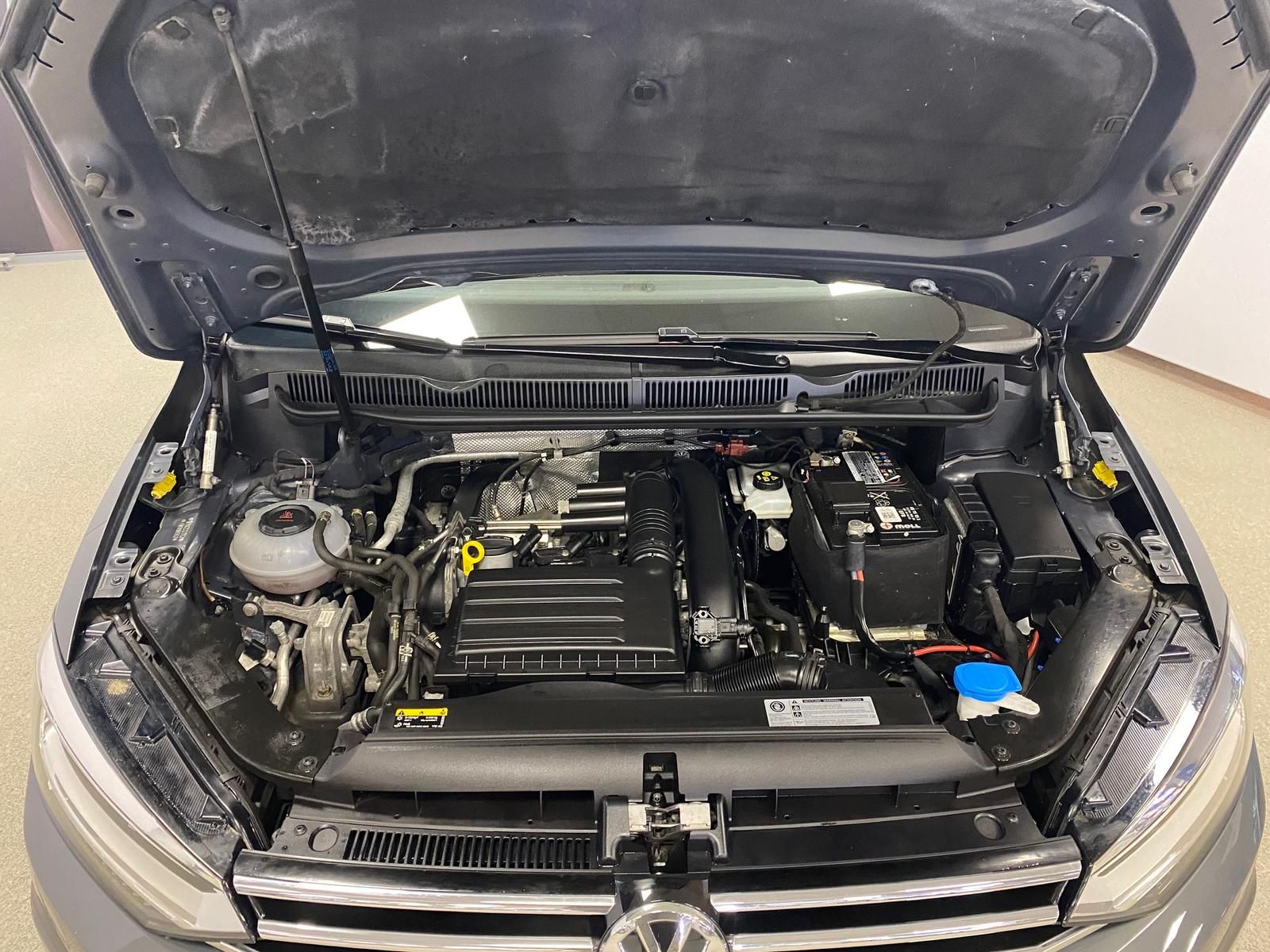 Fahrzeugabbildung Volkswagen Touran 1.4 16V TSI Highline BMT+TOTWINKEL+ACC+++