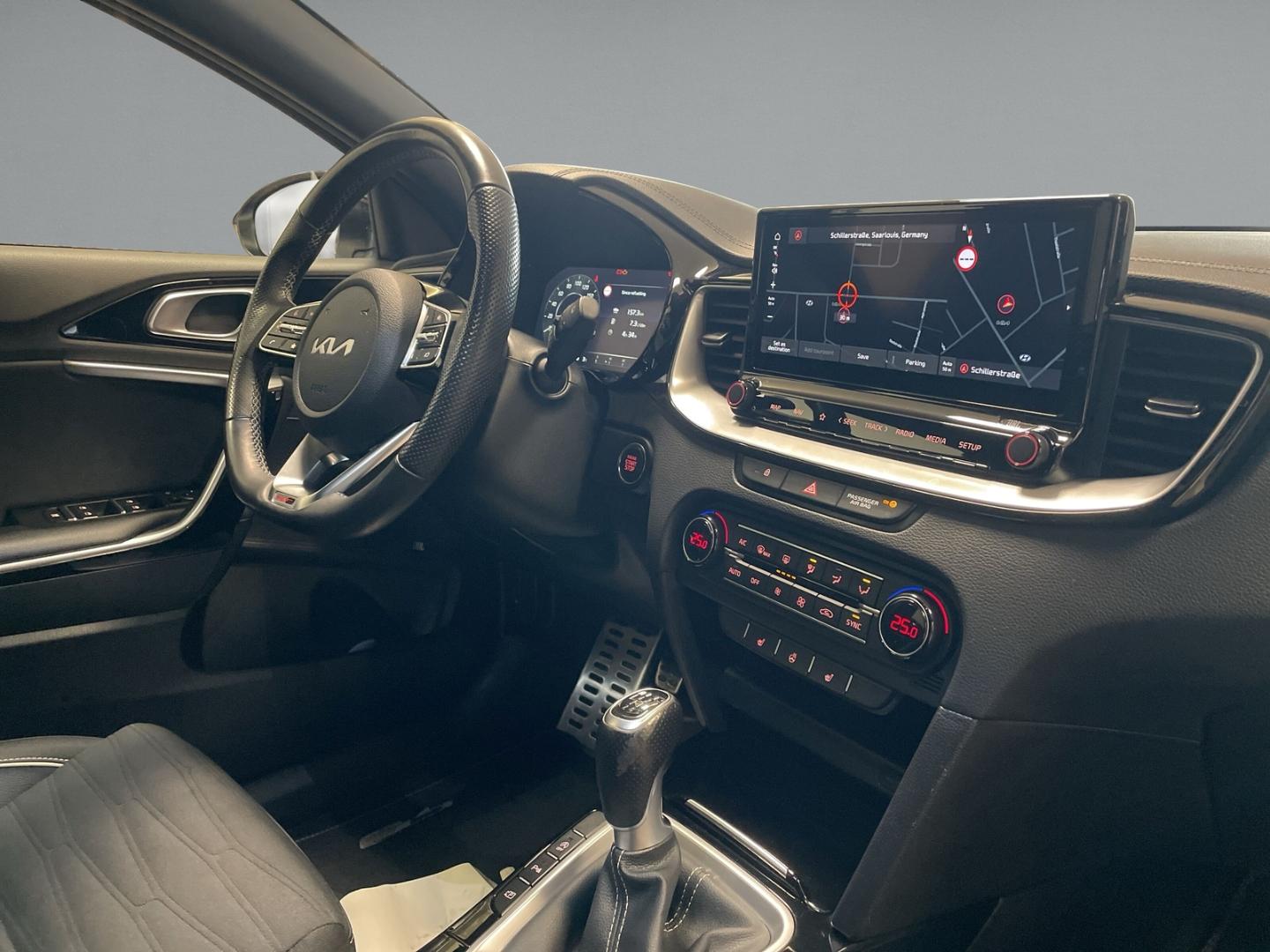 Kia ProCeed GT-Line 1.5T GLASDACH SHZ LHZ NAVI JBL T