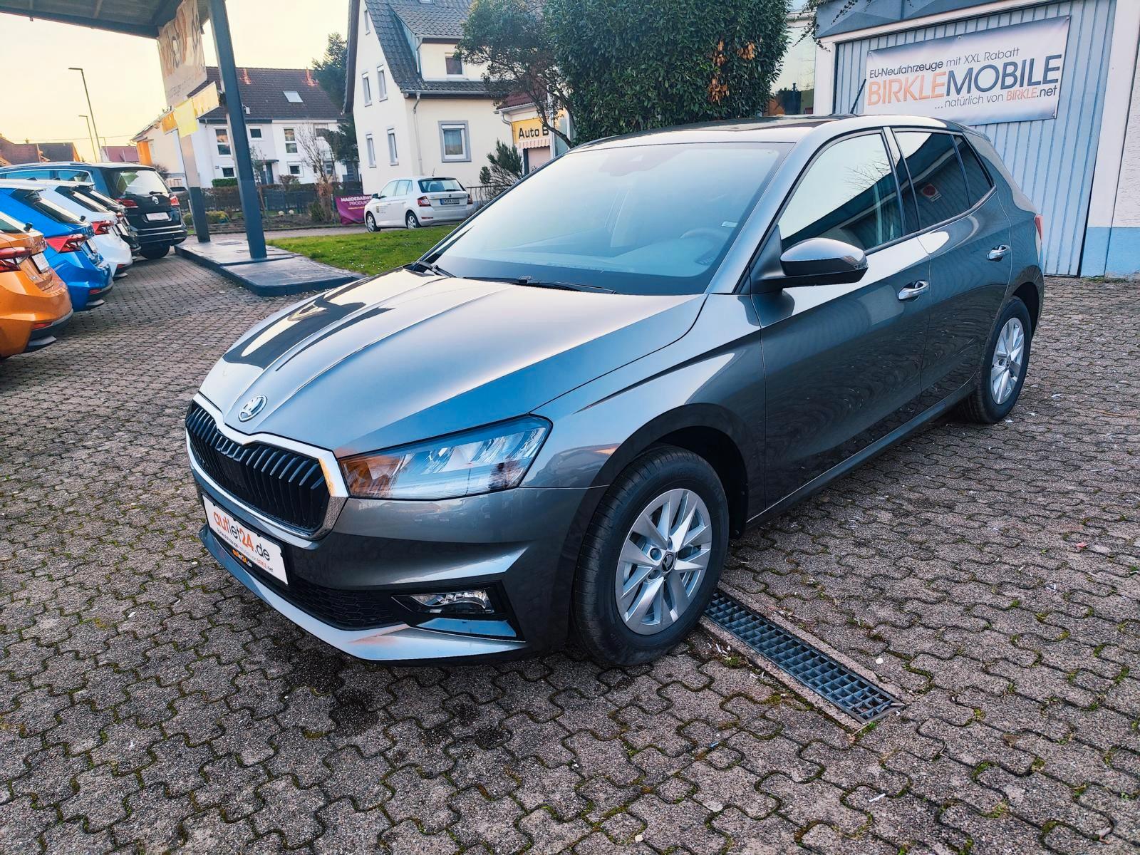 Skoda Fabia 130Jahre 95PS SHZ PDC Kamera Klima ALU DAB