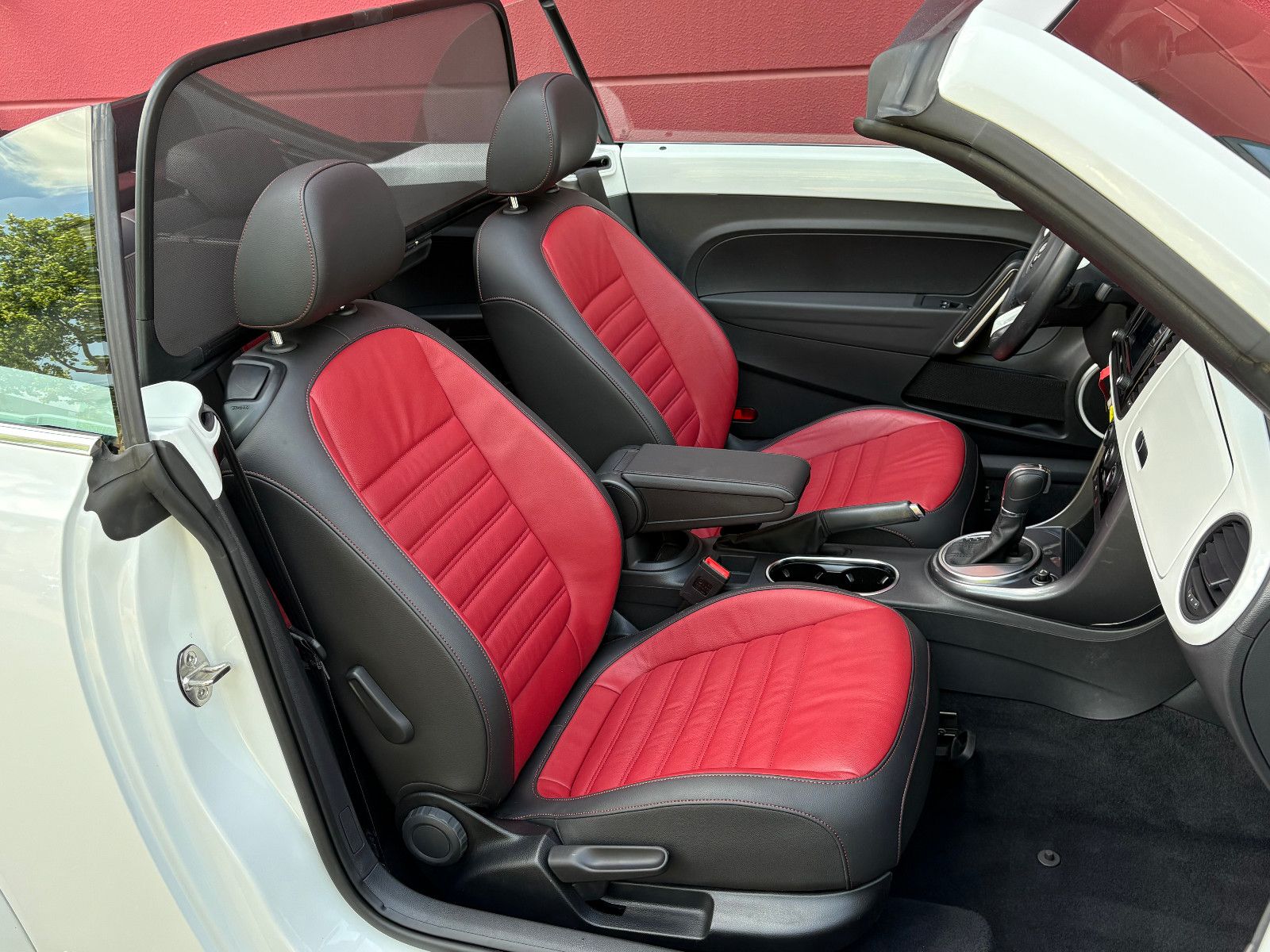 Volkswagen BEETLE CABRIO 1.4 TSI DSG R-LINE SPORT LEDER TOP foto 15