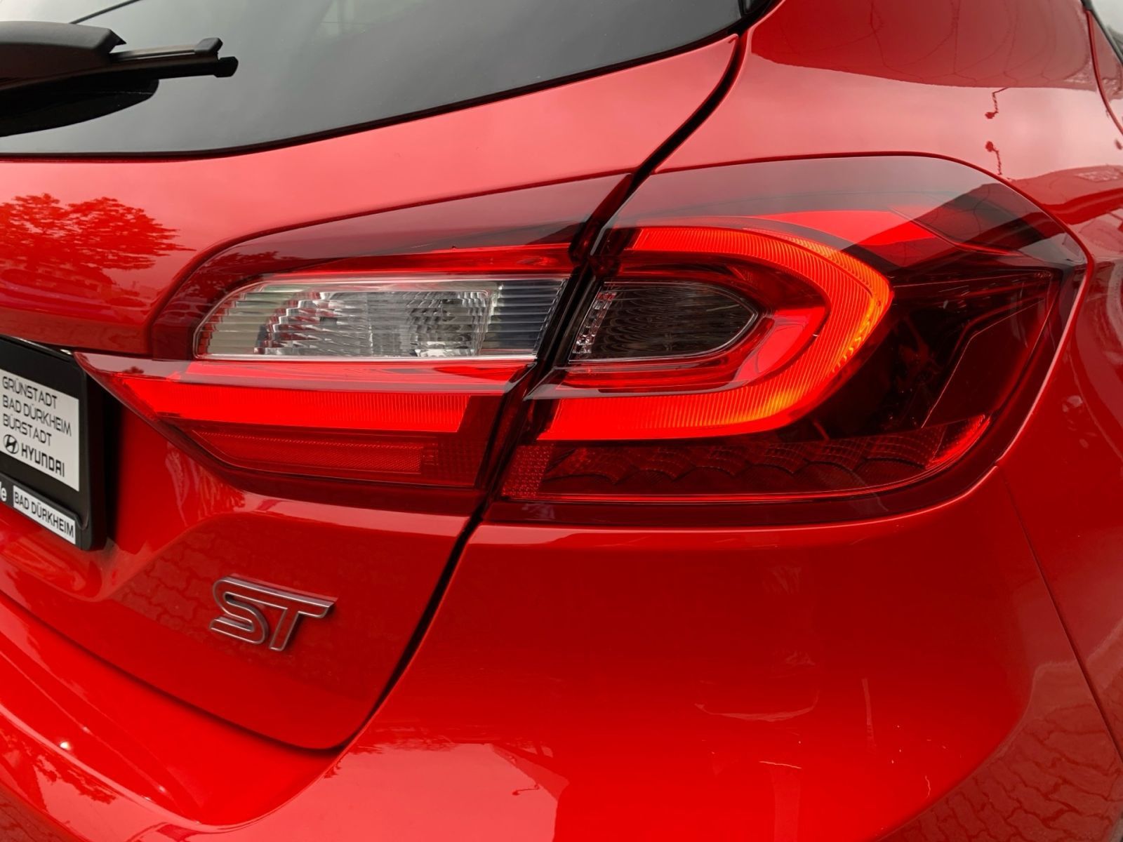 Fahrzeugabbildung Ford Fiesta 1.5 EcoBoost ST Performance Navi 1Hd