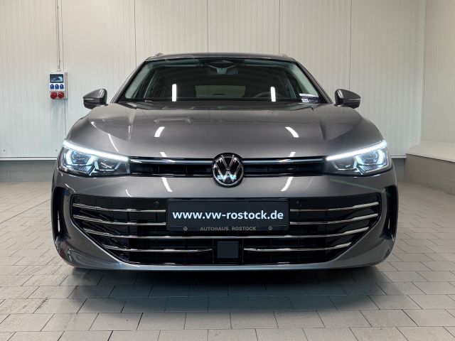 Passat Variant Elegance 2.0 TDI DSG IQ.LIGHT RFK