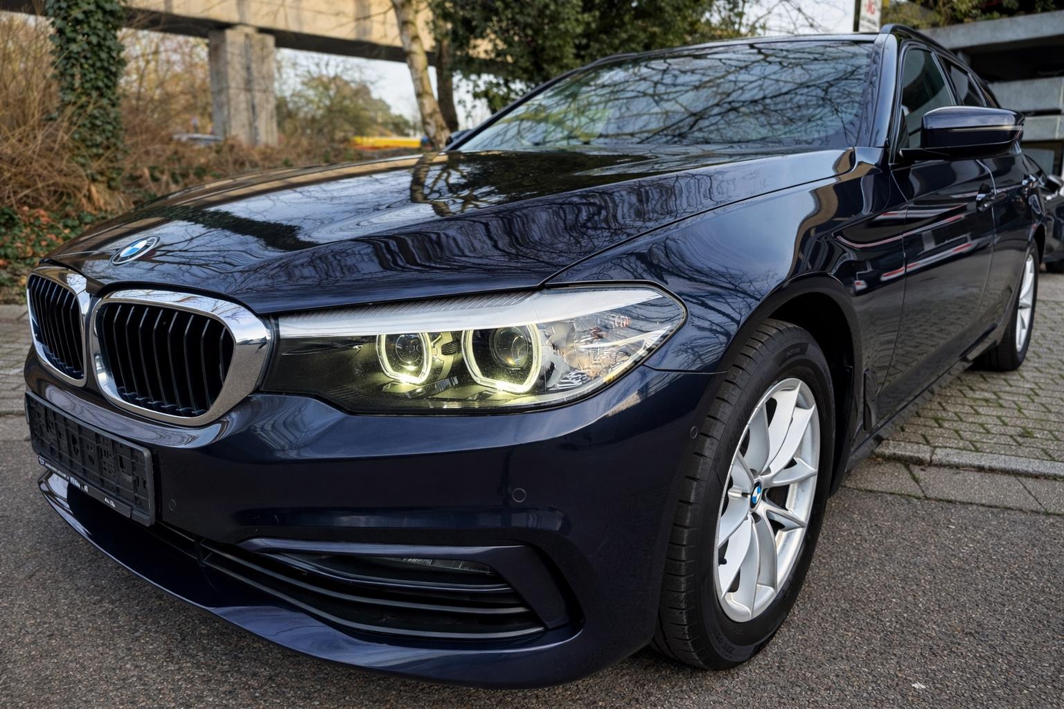 BMW 520 5 Touring 520 d Sport Line*Head-Up Display*