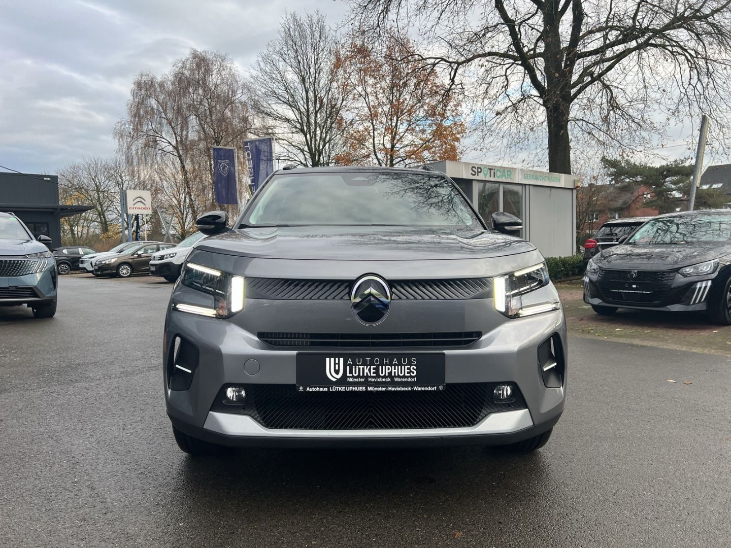 Fahrzeugabbildung Citroën C3 MAX Hybrid 110 Navi SHZ LED CarPlay Notbrems.