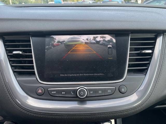 Fahrzeugabbildung Opel GRANDLAND X 1.2 Turbo Innovation AT