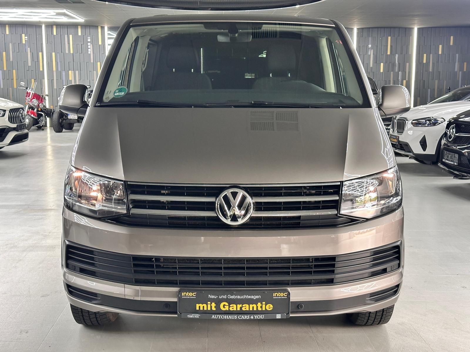 Volkswagen T6 Multivan Comfortline 2.0 TDI DSG AHK SHZ CAM foto 2