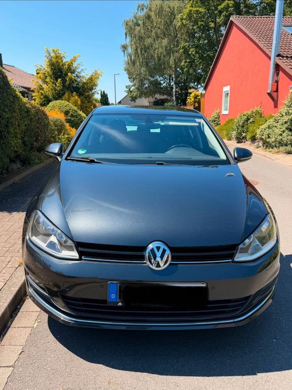 Image of Volkswagen Golf