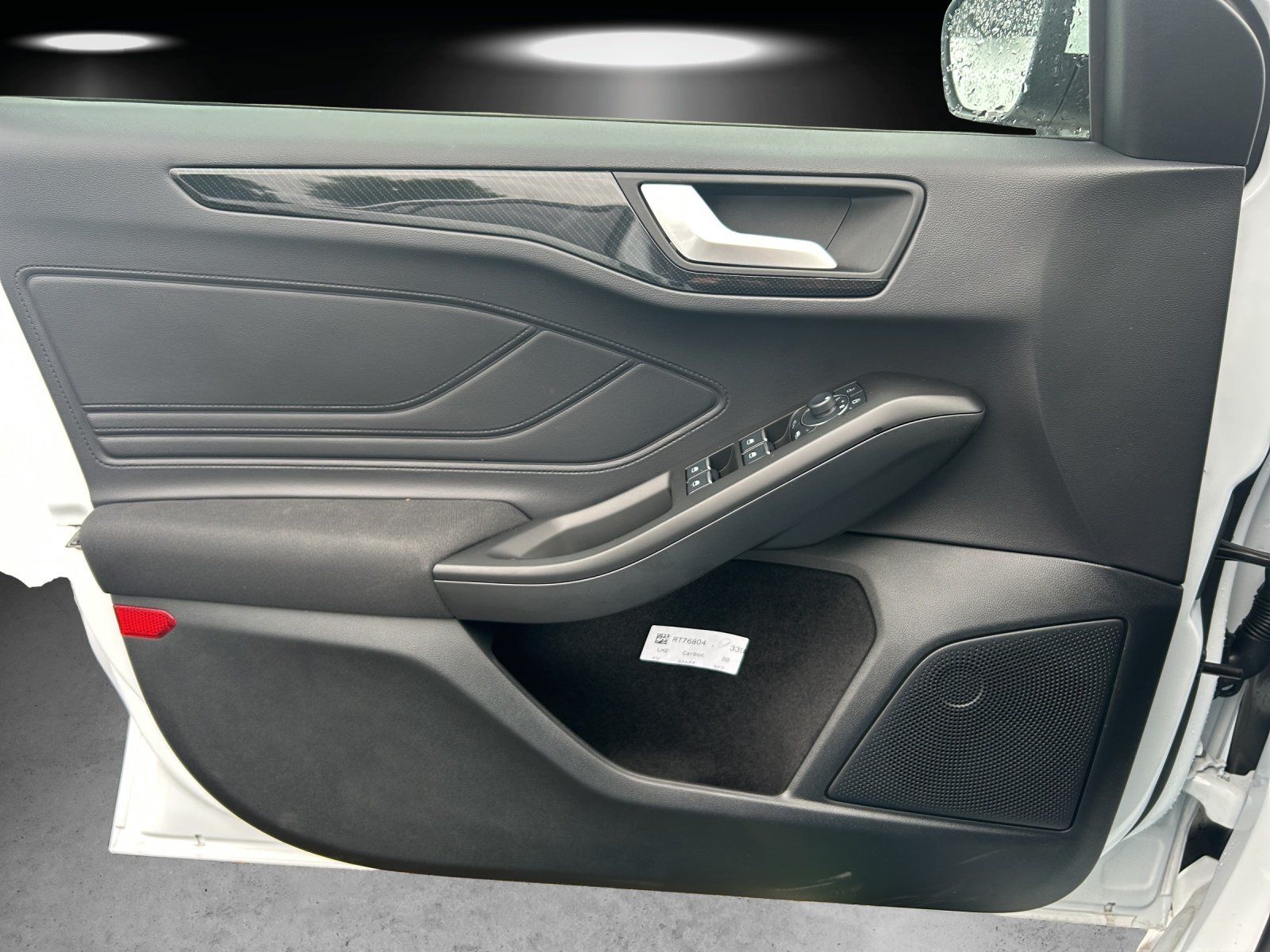 Fahrzeugabbildung Ford Focus Turnier 1,0 Ecoboost ST-Line