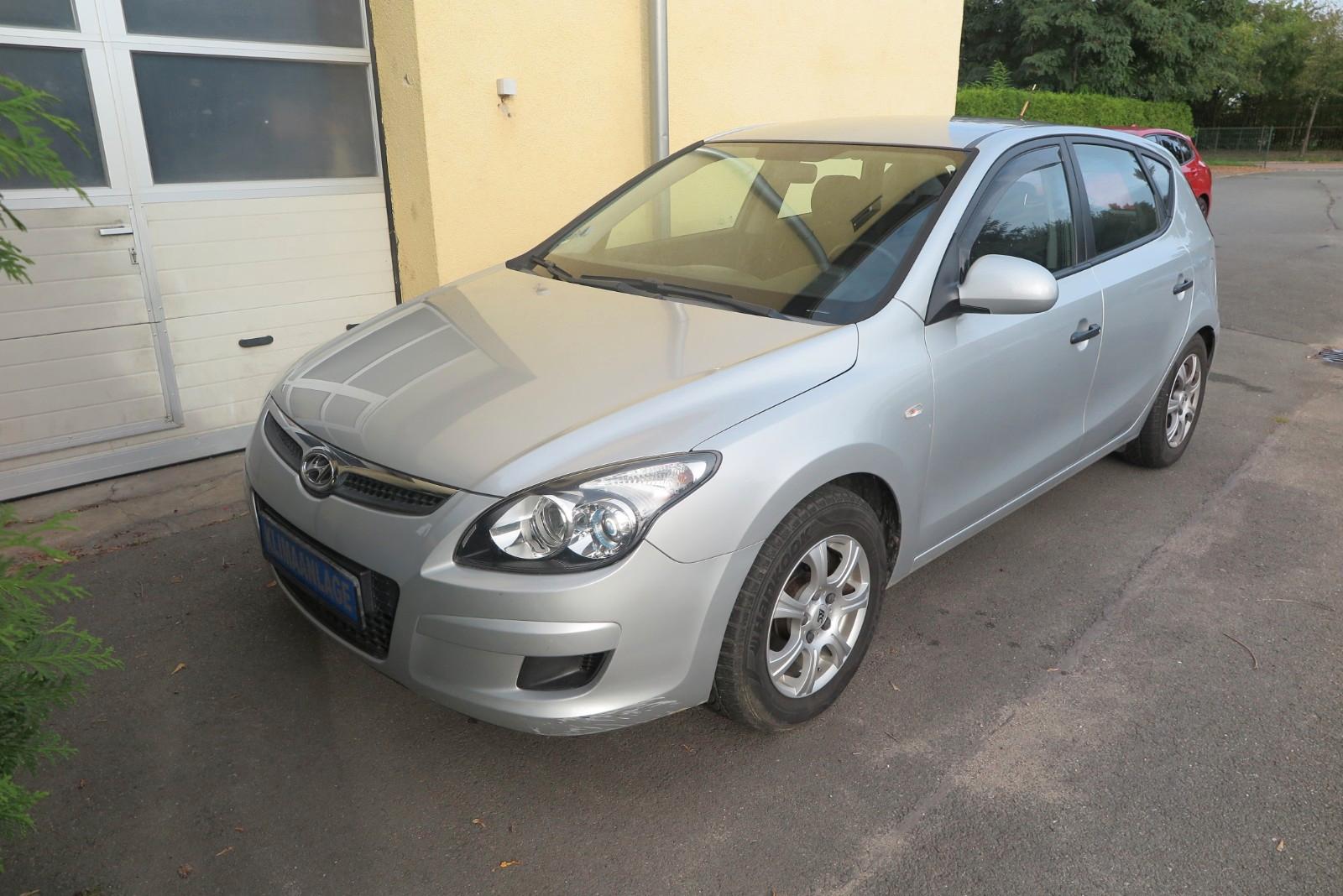 Hyundai i30 Edition+Klima / ALU / USB / 1.Hand / 56 Tkm