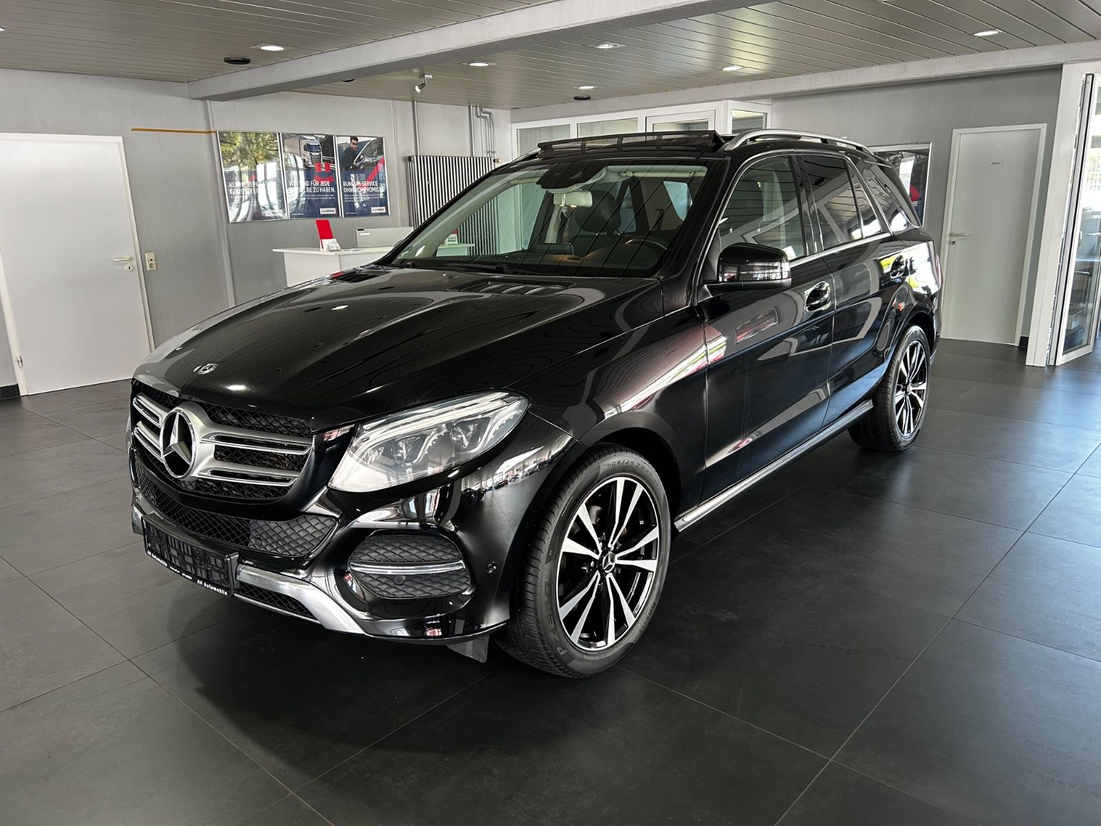 Mercedes-Benz GLE 350 d 4MATIC Leder Navi Kamera SD LED